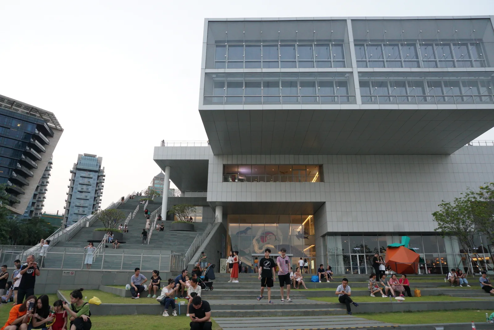 Atmosphere at 海上世界文化藝術中心 Shenzhen — travel photo