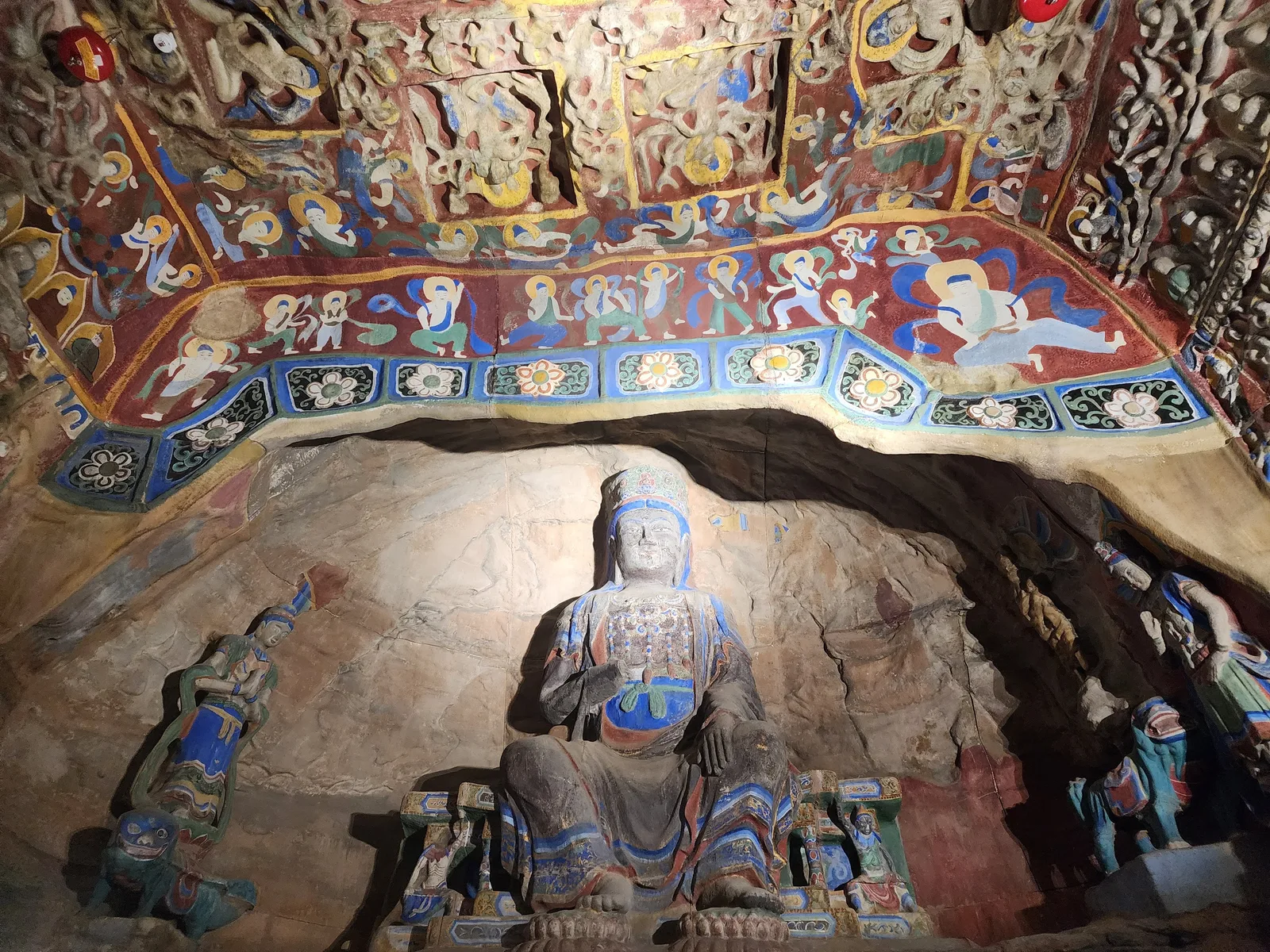 Interior at 深圳博物馆 Shenzhen — travel photo