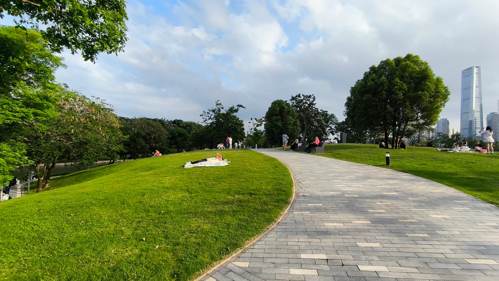 Atmosphere at Shenzhen Talent Park Shenzhen — travel photo