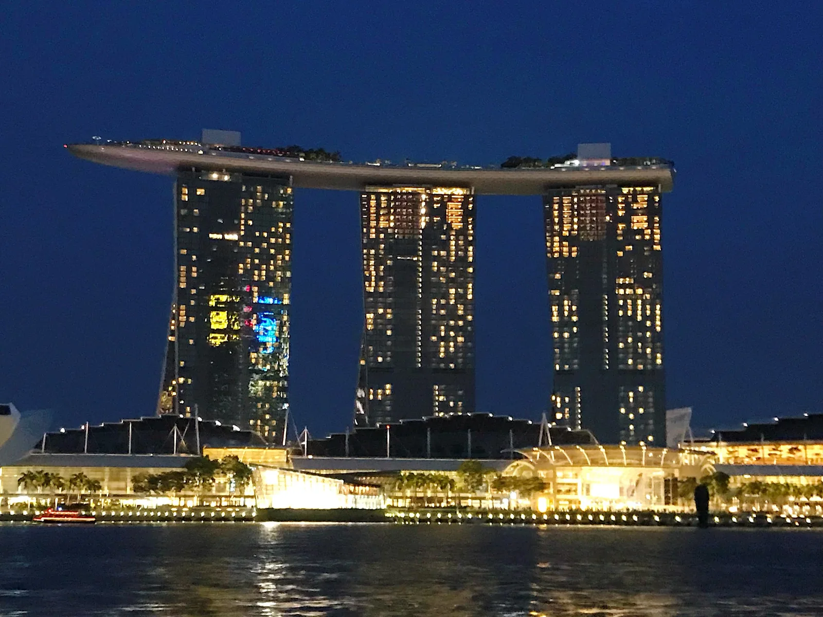Details at Merlion Park Singapore — travel photo