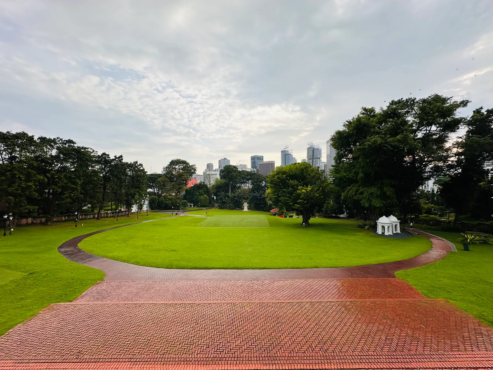 Atmosphere at Fort Canning Heritage Gallery Singapore — travel photo