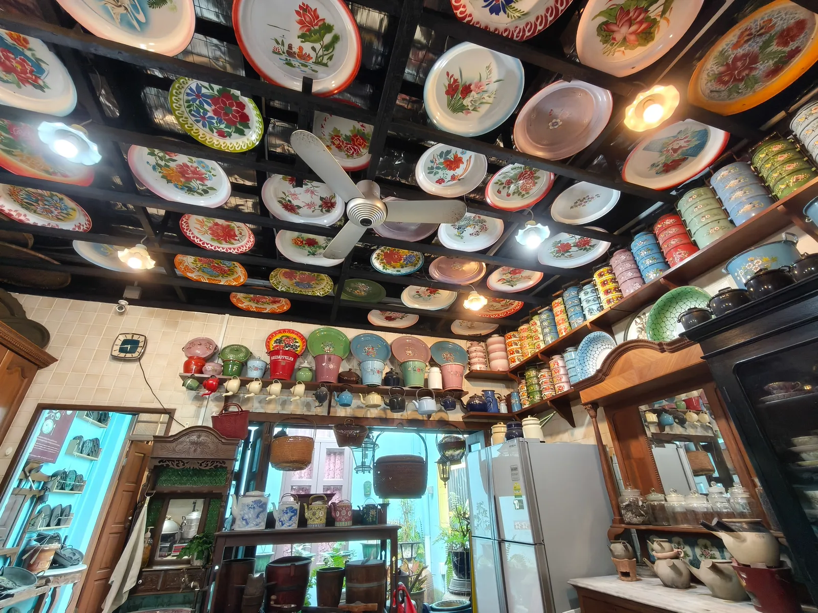 Details at Katong Antique House Singapore — travel photo