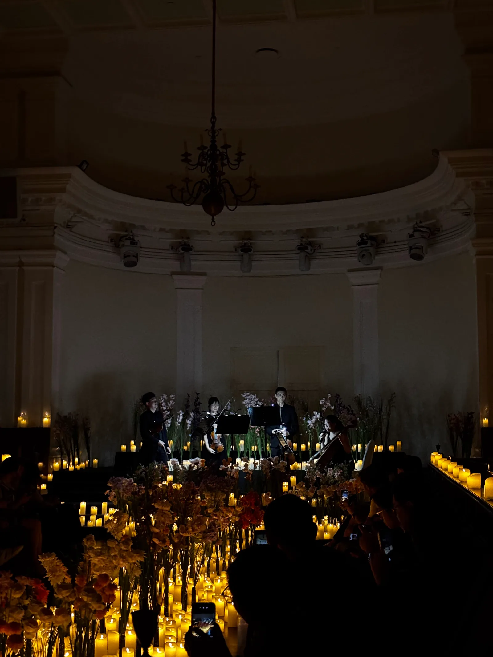 Atmosphere at The Arts House at the Old Parliament Singapore — travel photo