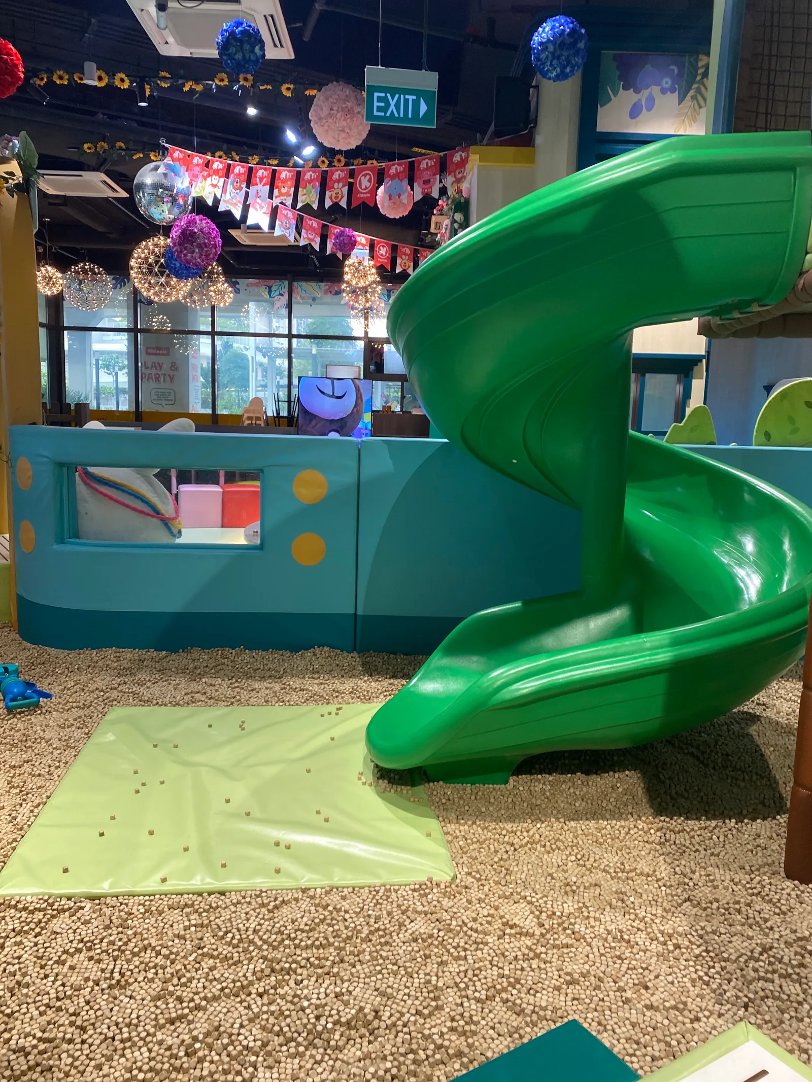 Details at Kiztopia Club @ Punggol Singapore — travel photo