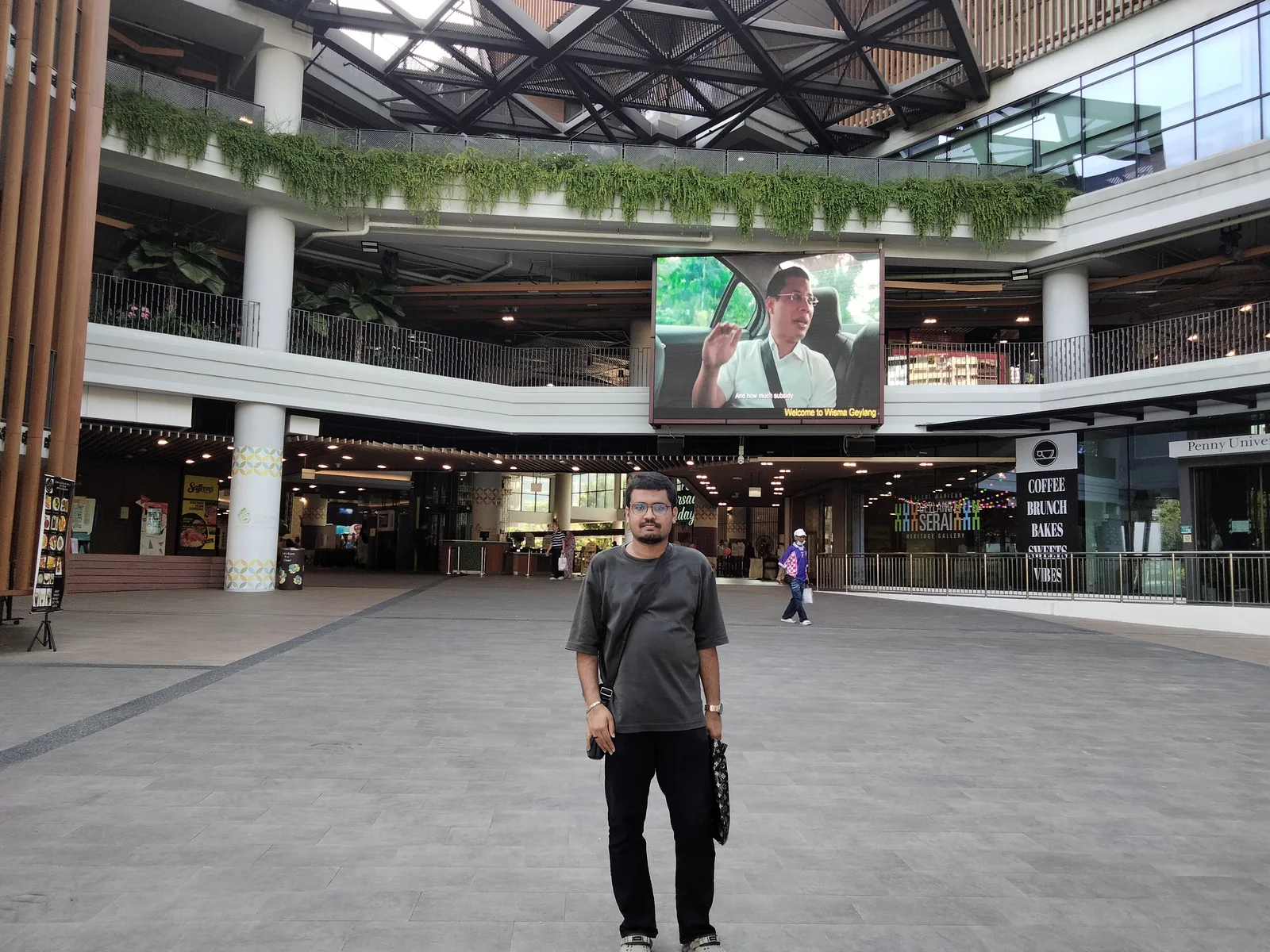 Main view at Geylang Serai Heritage Gallery Singapore — travel photo