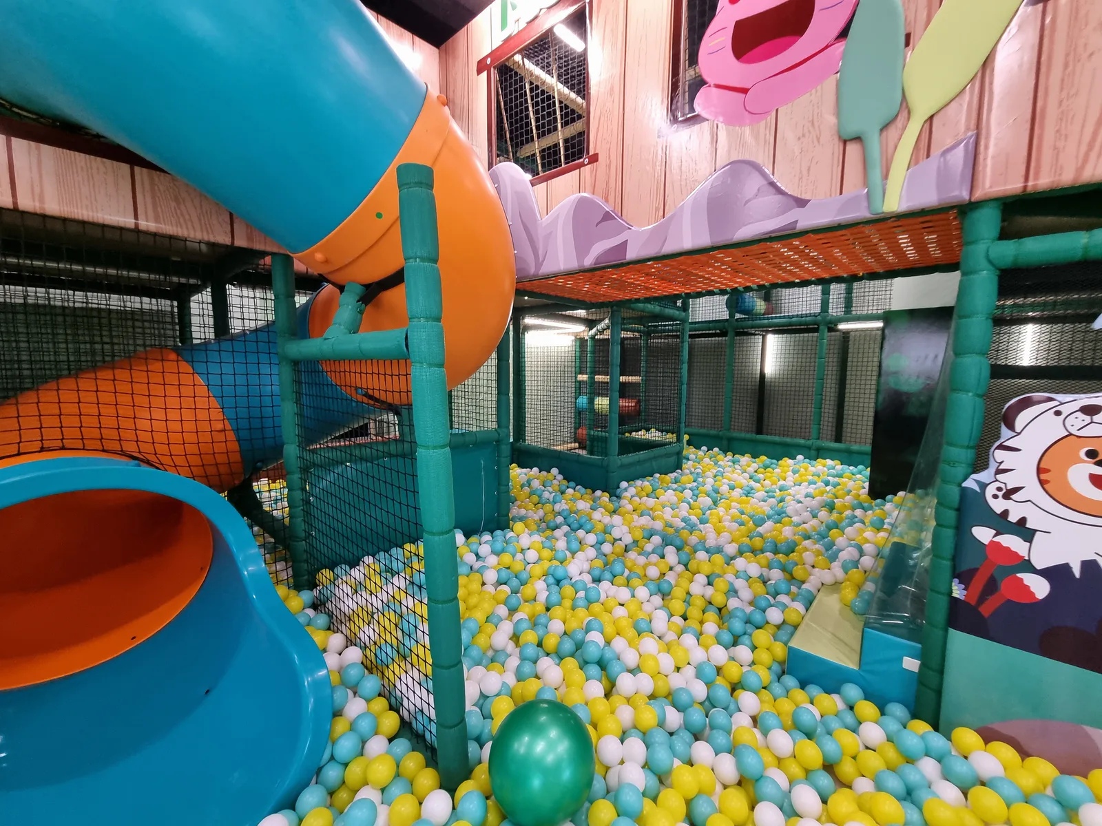 Details at Kiztopia Club @ Punggol Singapore — travel photo
