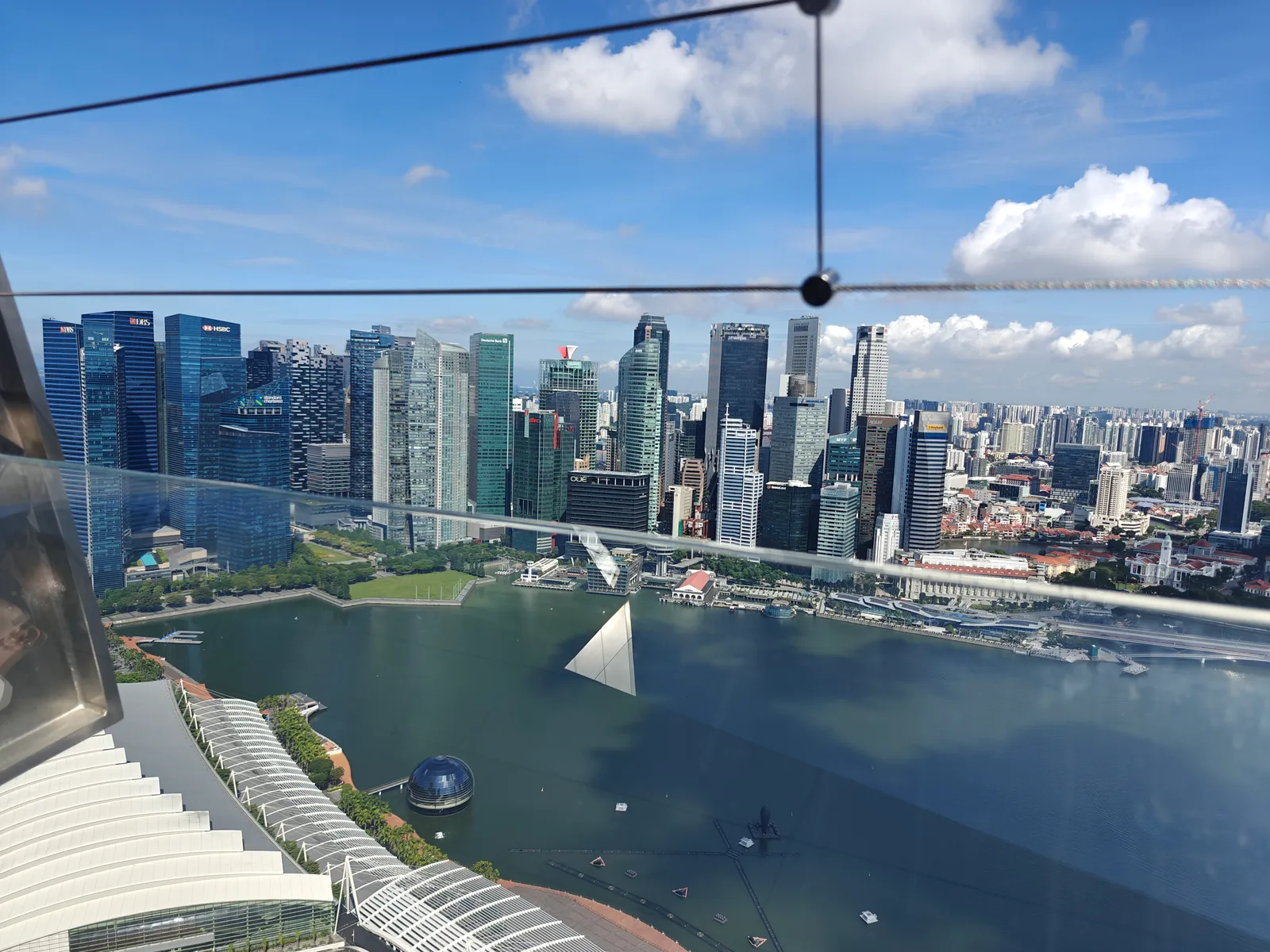 Atmosphere at SkyPark Observation Deck Singapore — travel photo