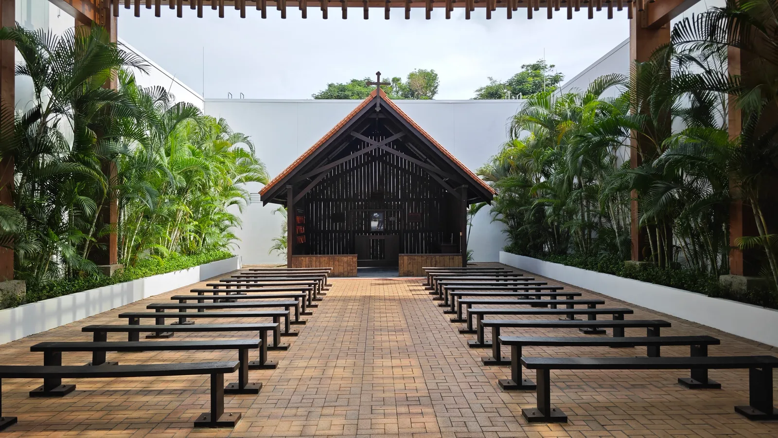 Details at Changi Chapel & Museum Singapore — travel photo