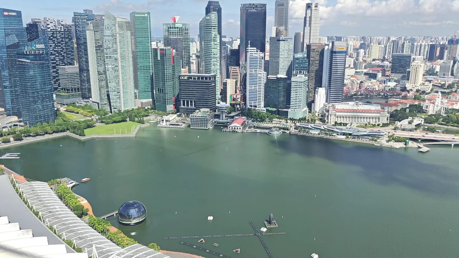 Around the area at SkyPark Observation Deck Singapore — travel photo