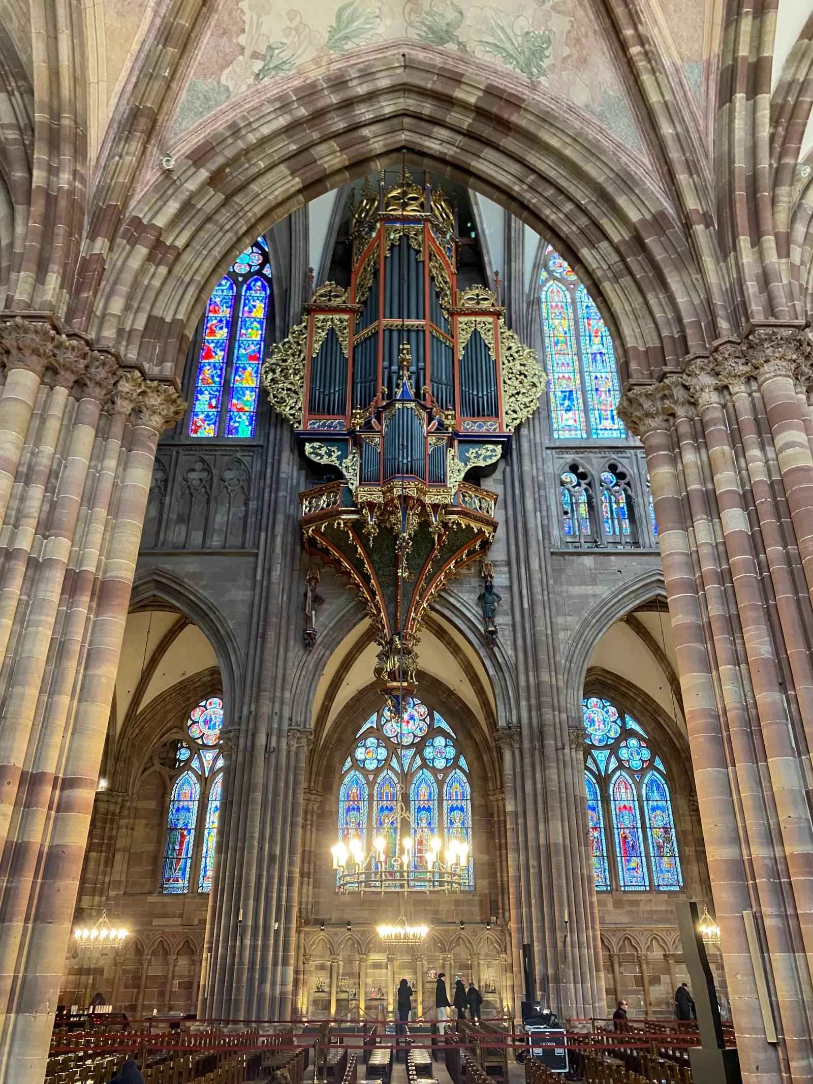 Interior at Cathédrale Notre-Dame-de-Strasbourg Strasbourg — travel photo