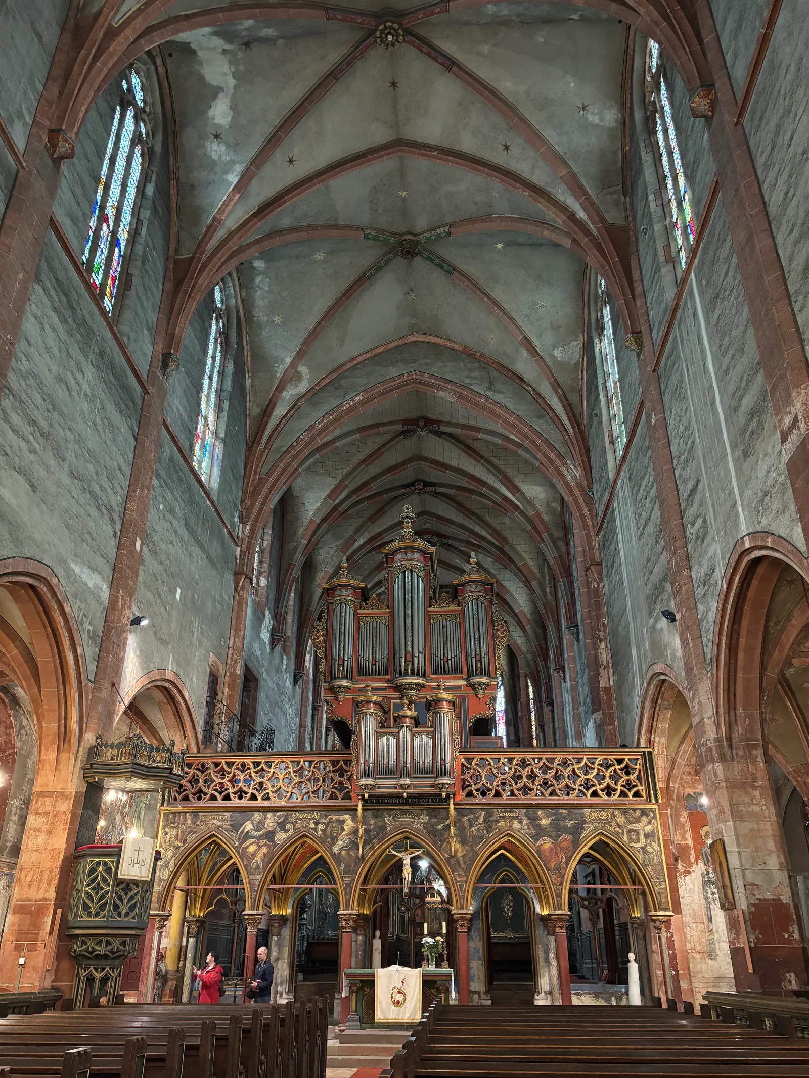 Interior at Église Saint-Pierre-le-Jeune Strasbourg — travel photo