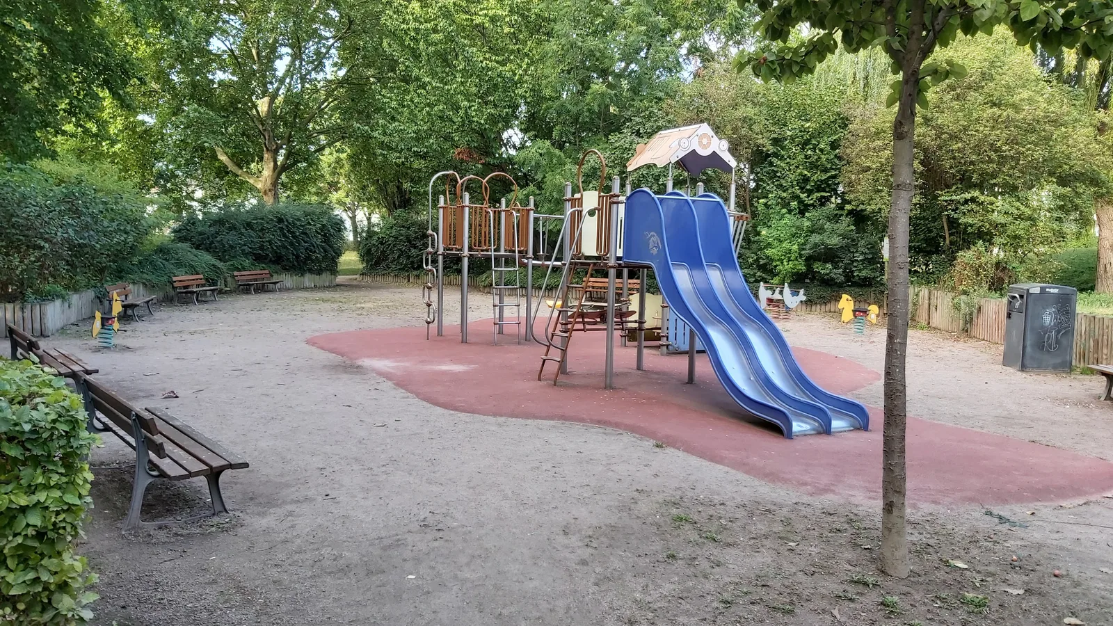 Extenwoerthfeld Park — budget guide Strasbourg