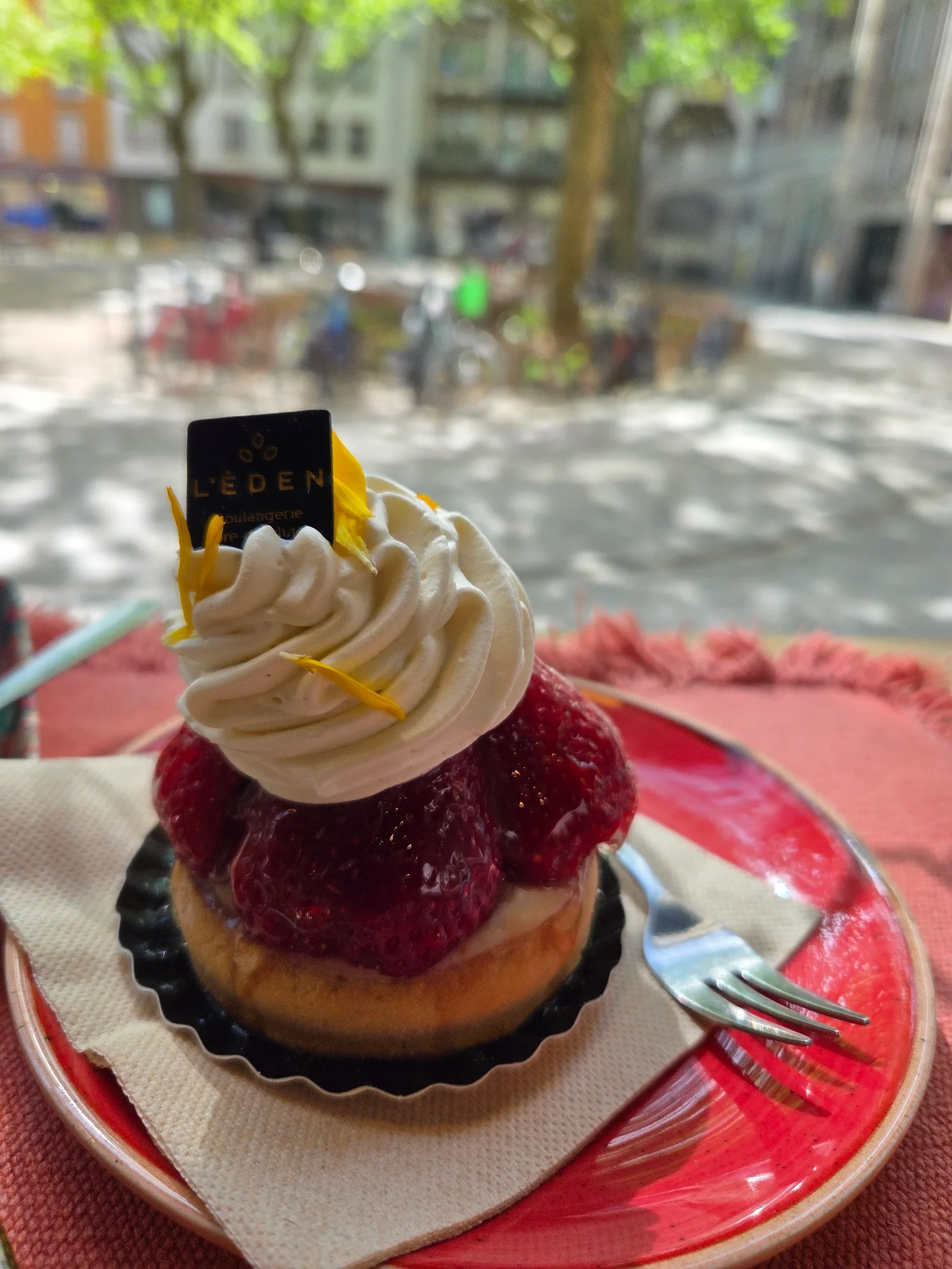 Details at L'Eden Libre de Gluten Strasbourg Strasbourg — travel photo