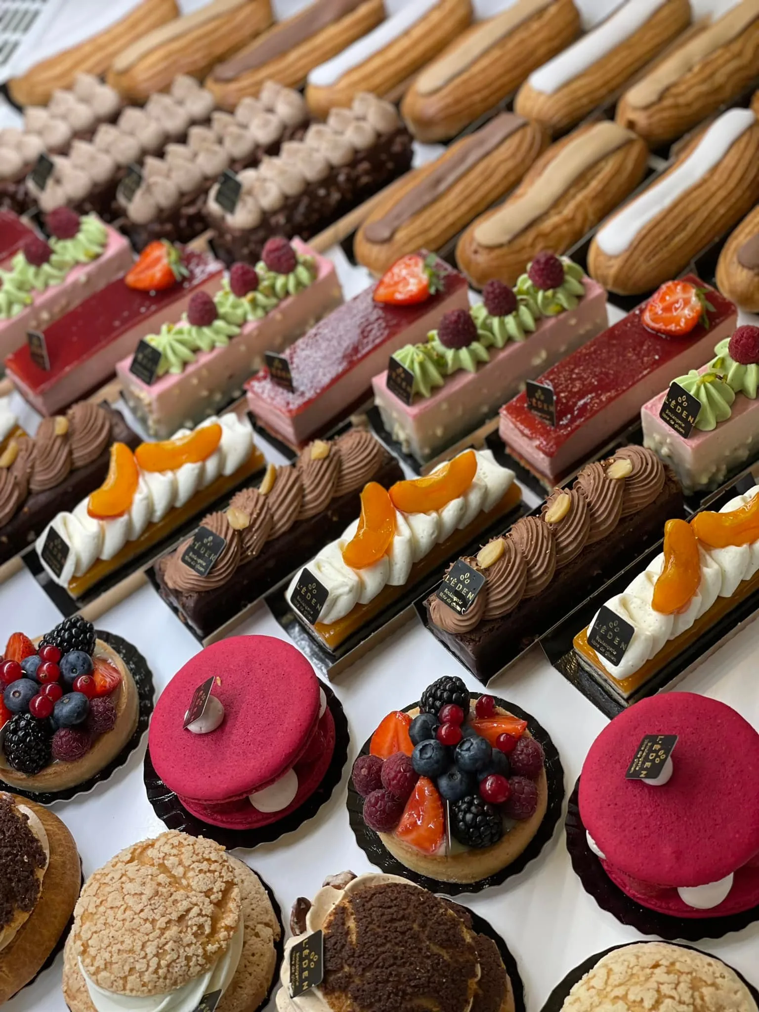 Atmosphere at L'Eden Libre de Gluten Strasbourg Strasbourg — travel photo