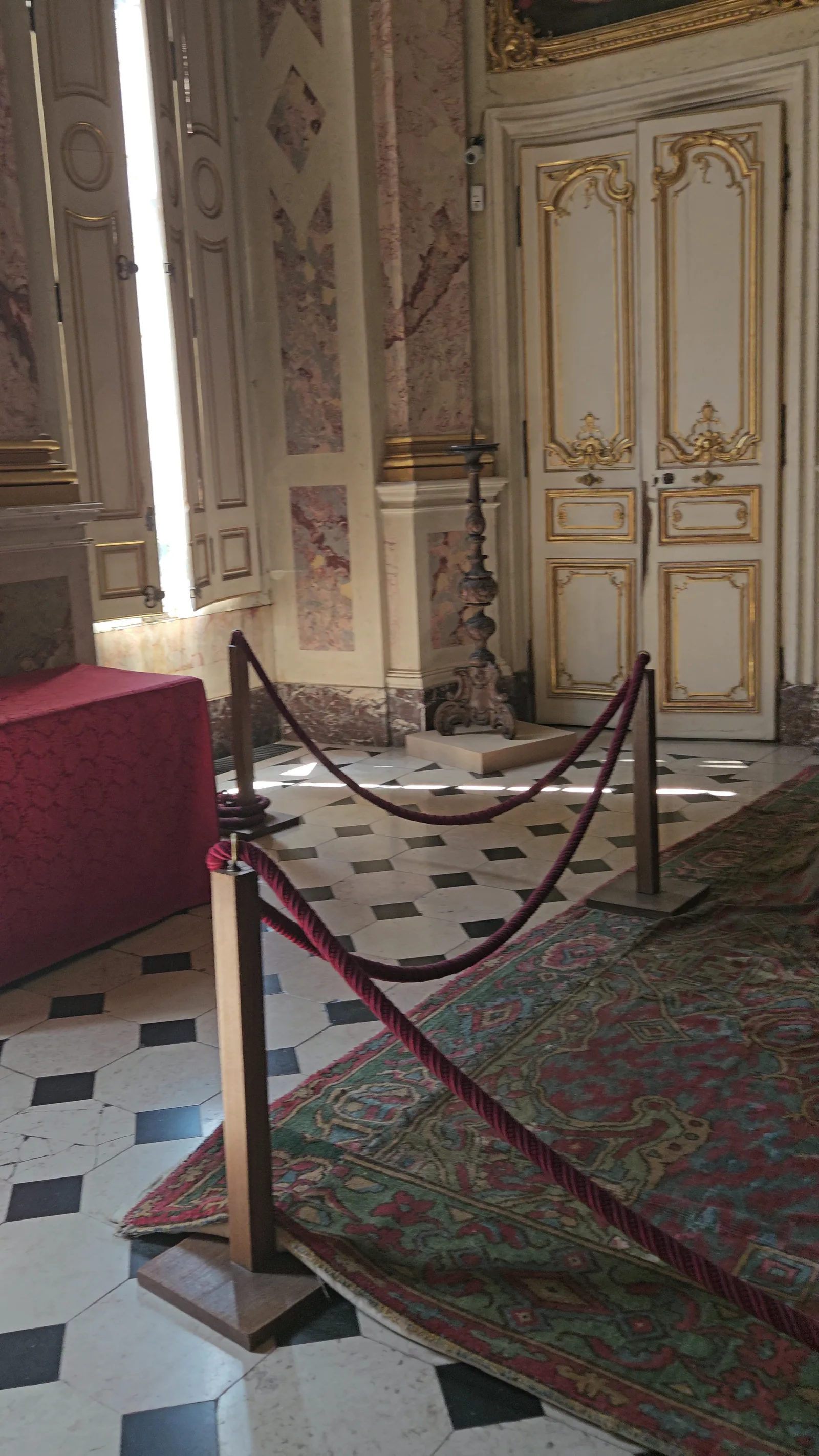 Details at Musée des Arts Décoratifs Strasbourg — travel photo