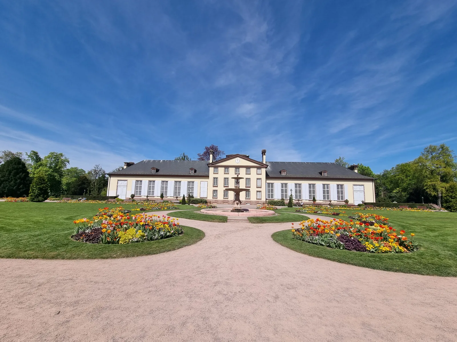Details at Parc de l'Orangerie Strasbourg — travel photo