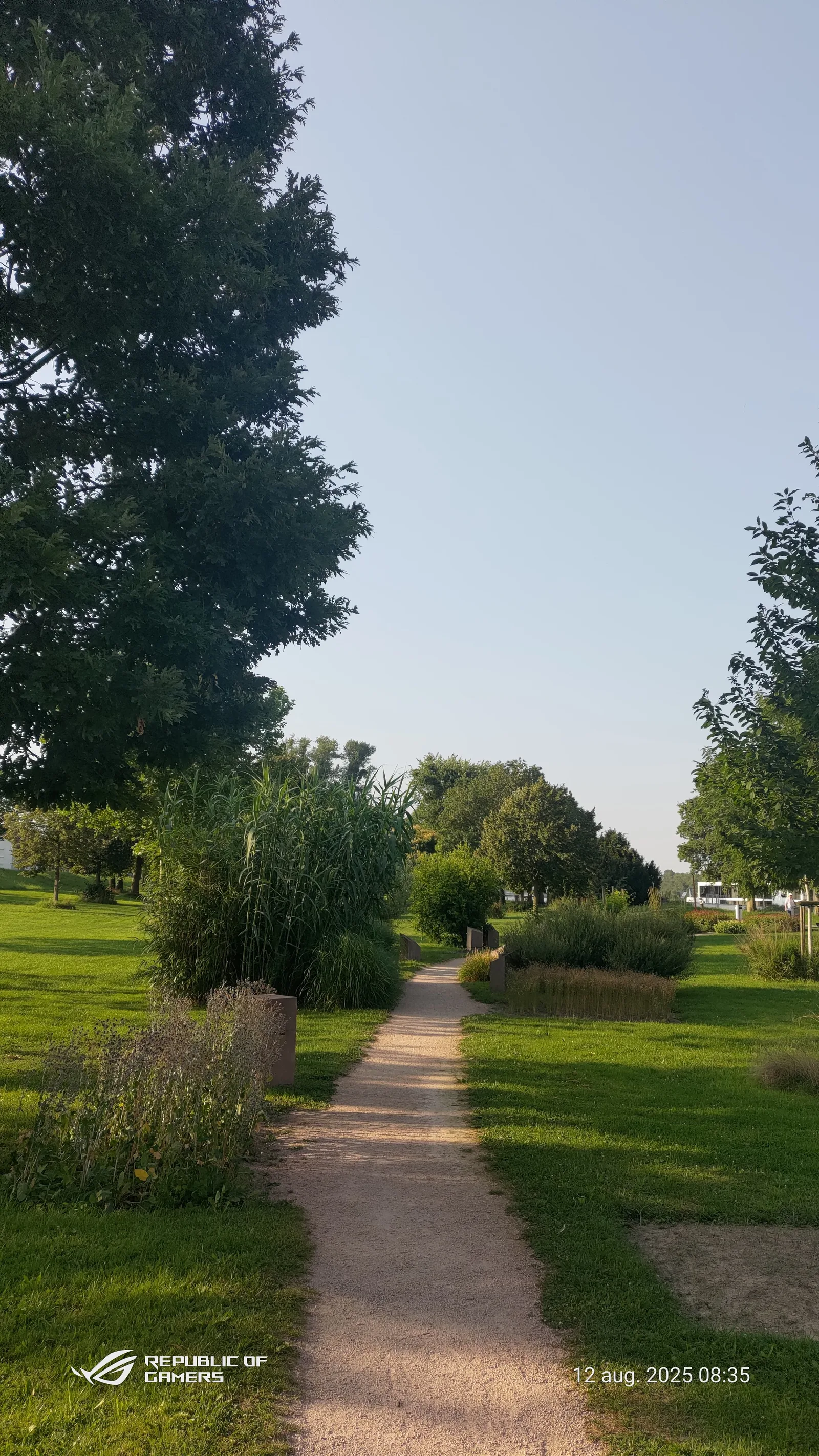 Atmosphere at Rhine Promenade Strasbourg — travel photo
