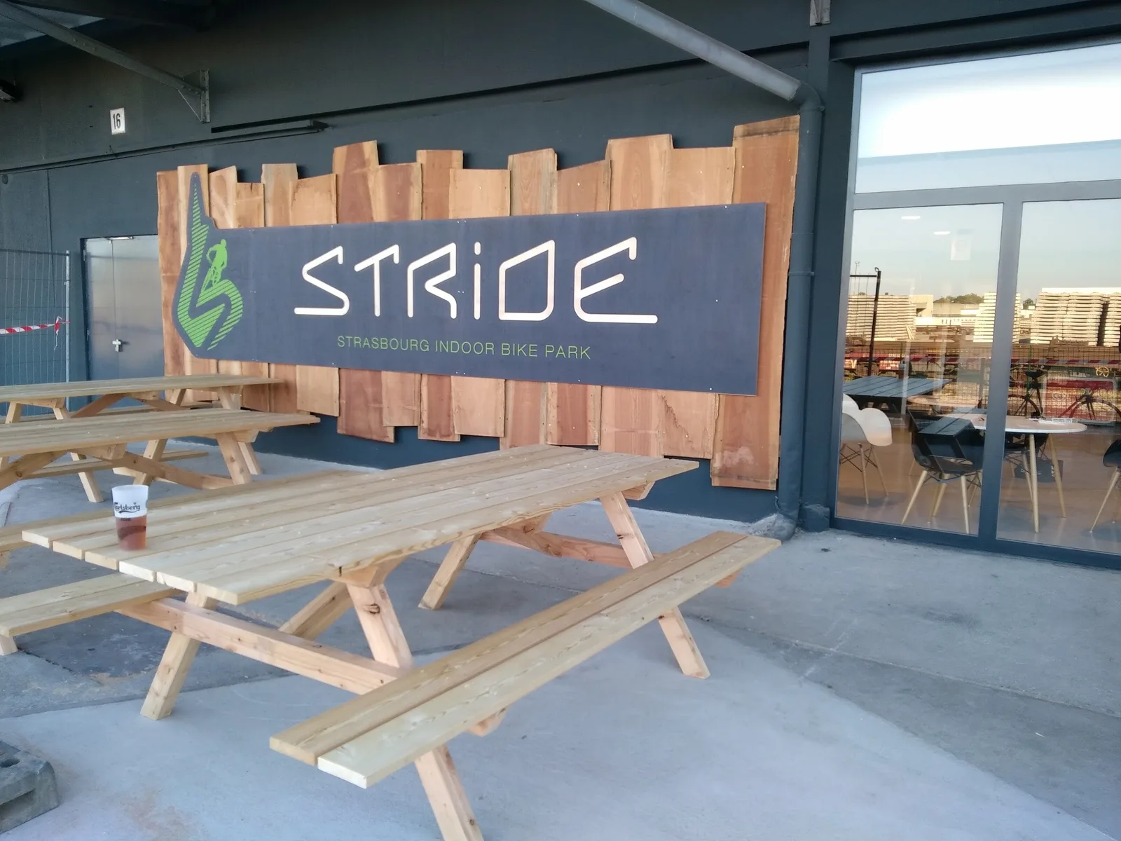 Stride Indoor Bike Park — family guide Strasbourg