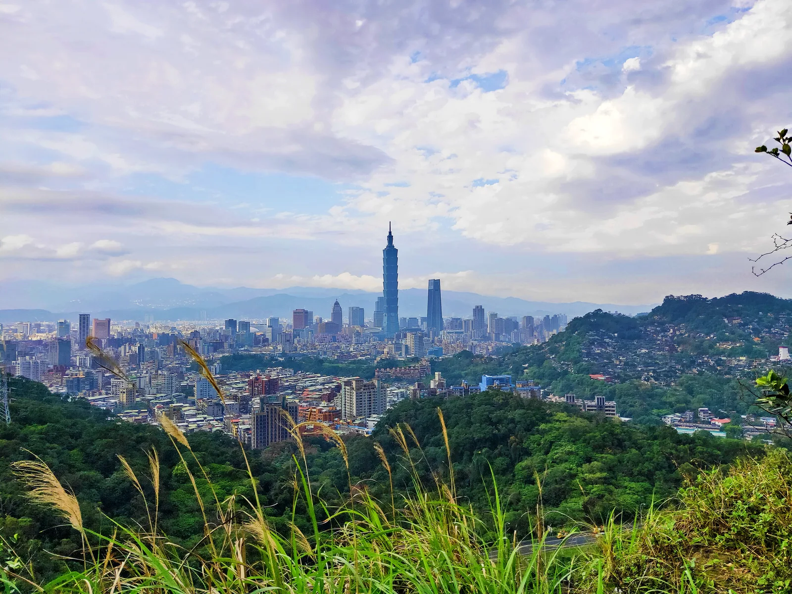 Main view at Fuzhou Shan Park Taipei — travel photo