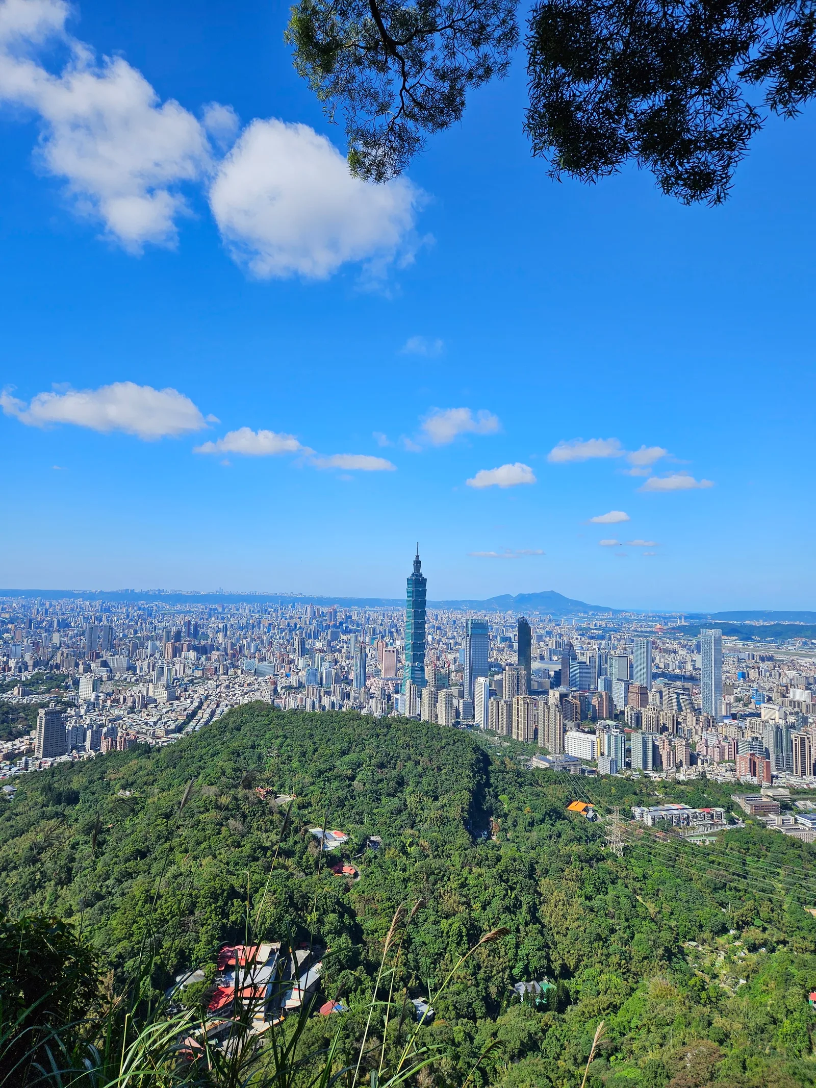 Main view at Jiuwu Peak Taipei — travel photo