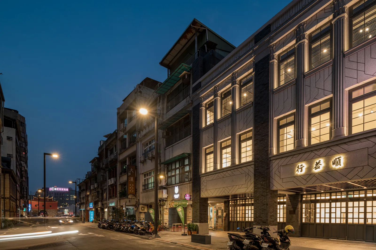 Main view at 順益台灣美術館 Taipei — travel photo