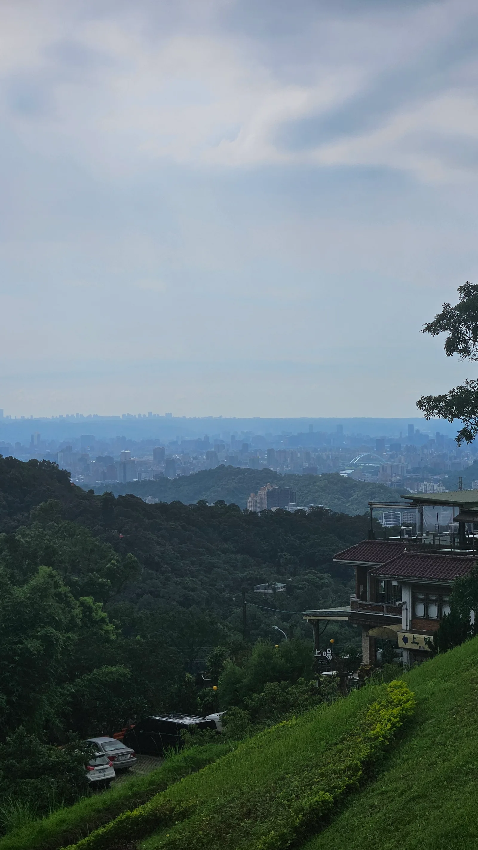 Atmosphere at 動物園站水舞區 Taipei — travel photo