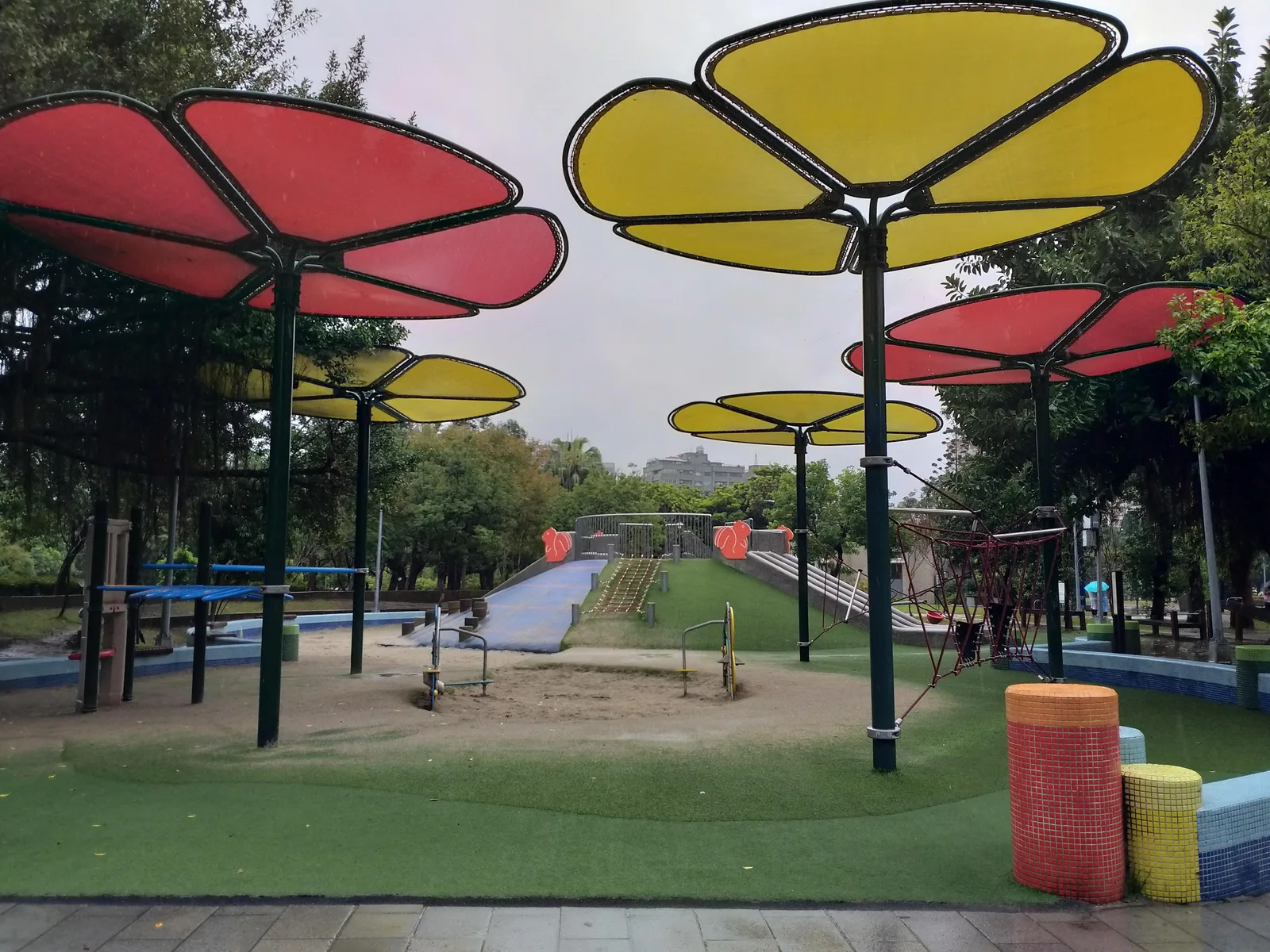 Main view at Rongxing Garden Taipei — travel photo