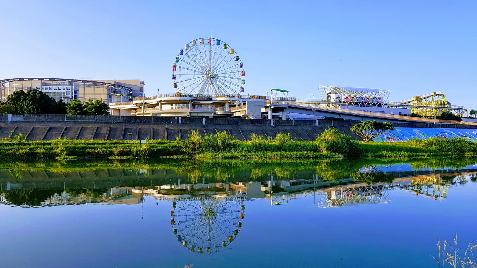 Main view at Shuangxi Riverside Park Taipei — travel photo