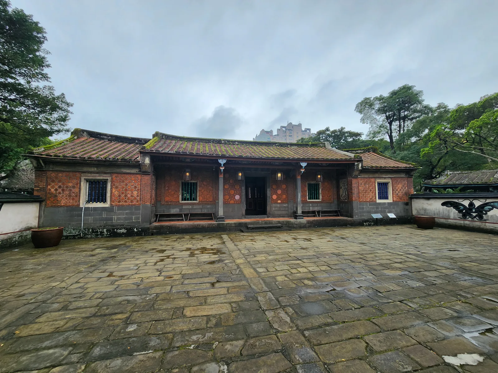 Details at The Lin Family Mansion and Garden Taipei — travel photo