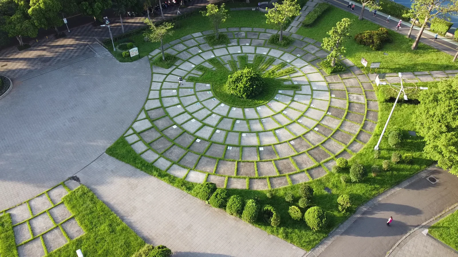Details at Youth Park Taipei — travel photo