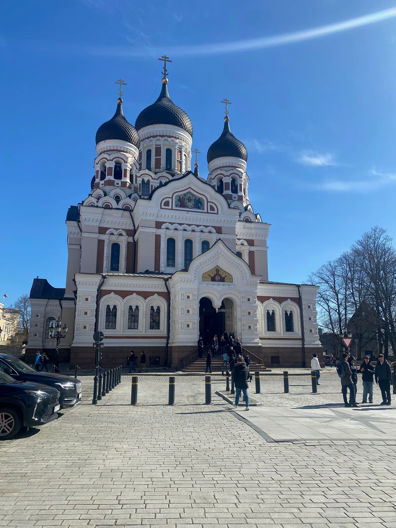 Atmosphere at Alexander Nevsky Cathedral Tallinn — travel photo