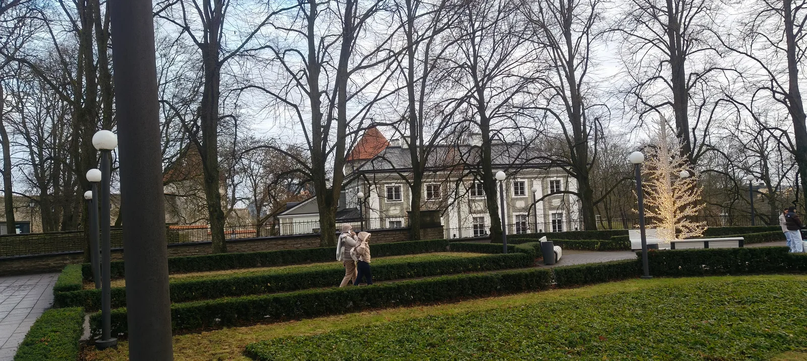 Atmosphere at Freedom Square Tallinn — travel photo