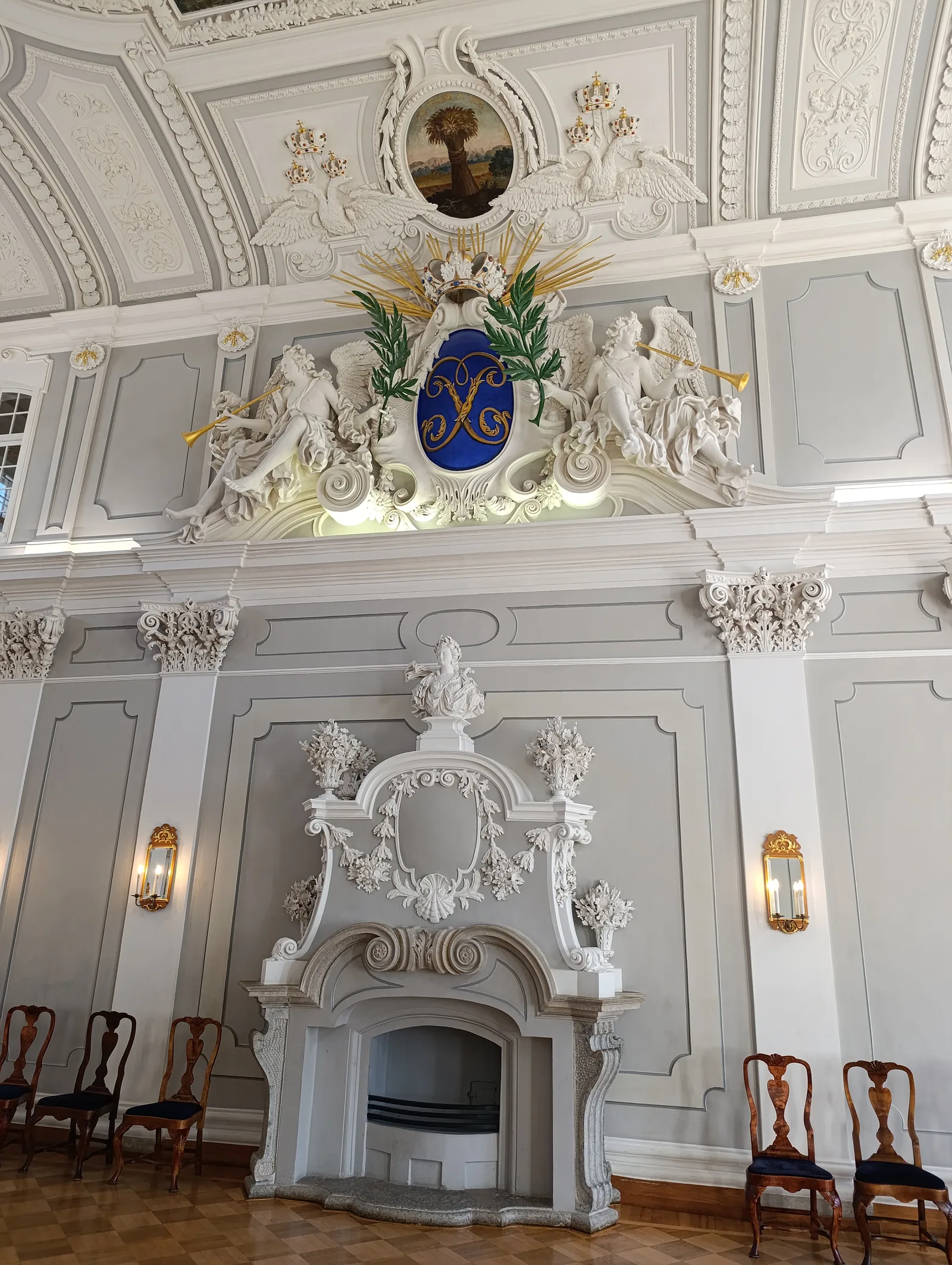 Interior at Kadriorg Art Museum Tallinn — travel photo