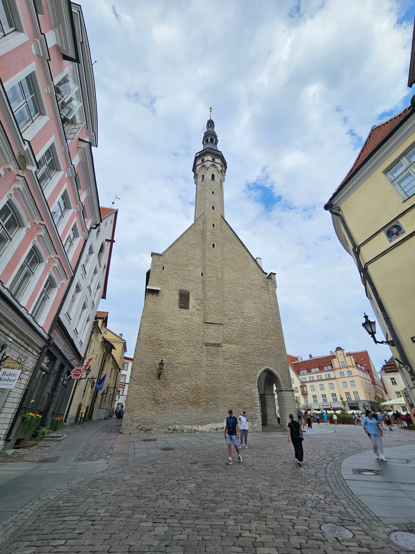 Interior at Raekoja plats - julemarked Tallinn — travel photo
