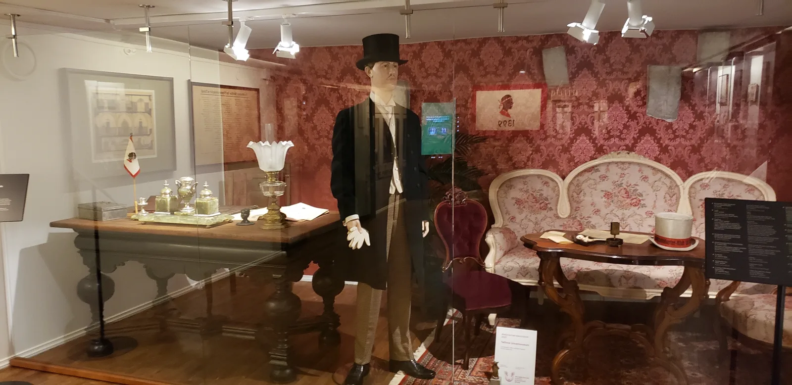 Details at Tallinn City Museum Tallinn — travel photo