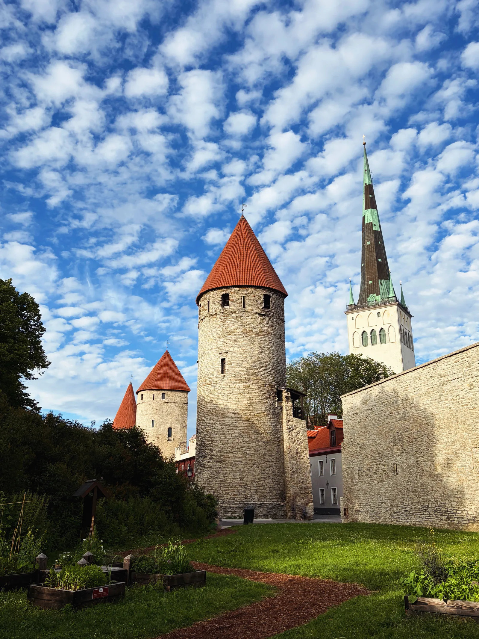 Main view at Towers' Square Tallinn — travel photo