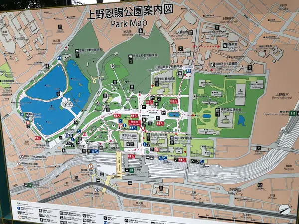 Details at Ueno Park Tokyo — travel photo