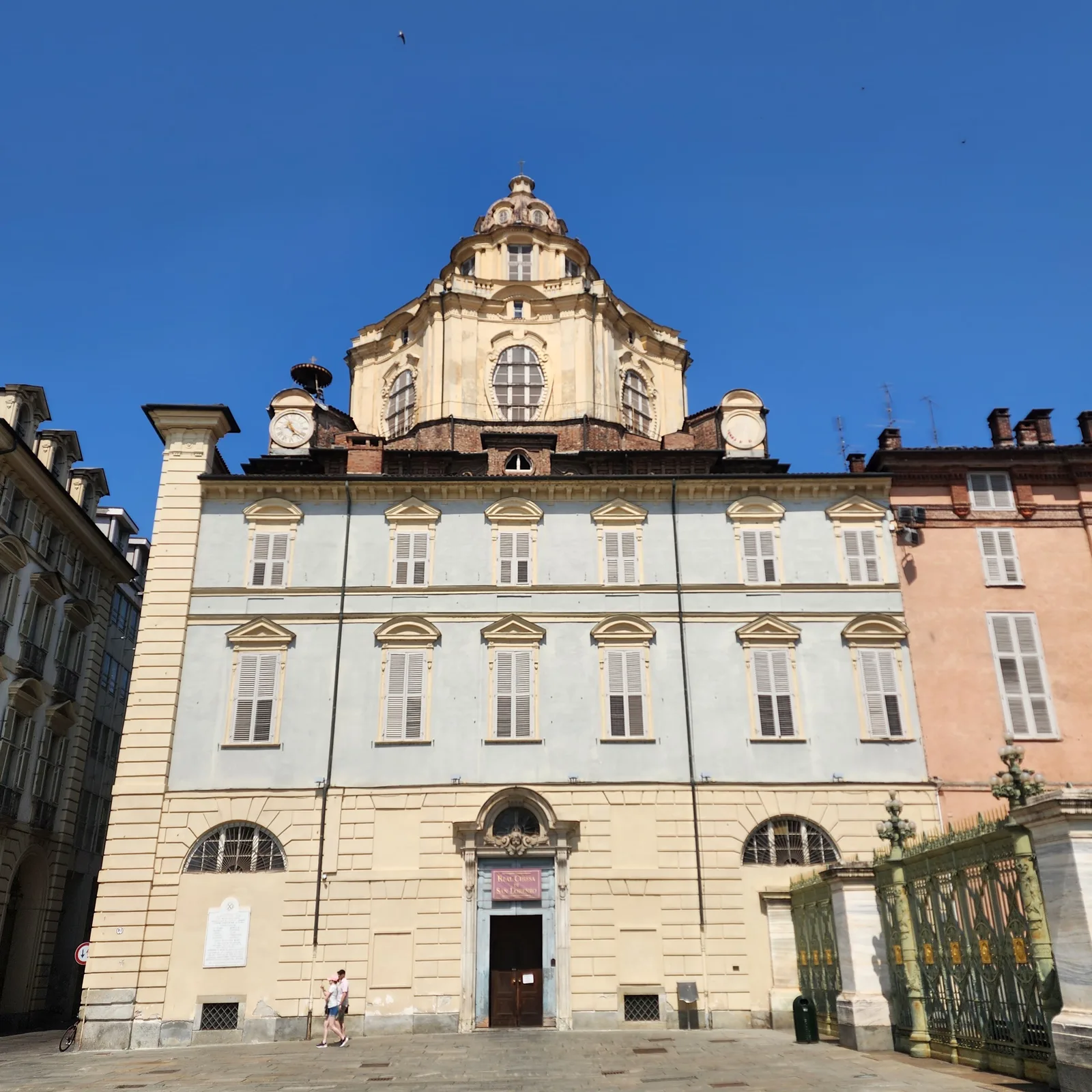 Details at Chiesa di San Lorenzo Turin — travel photo