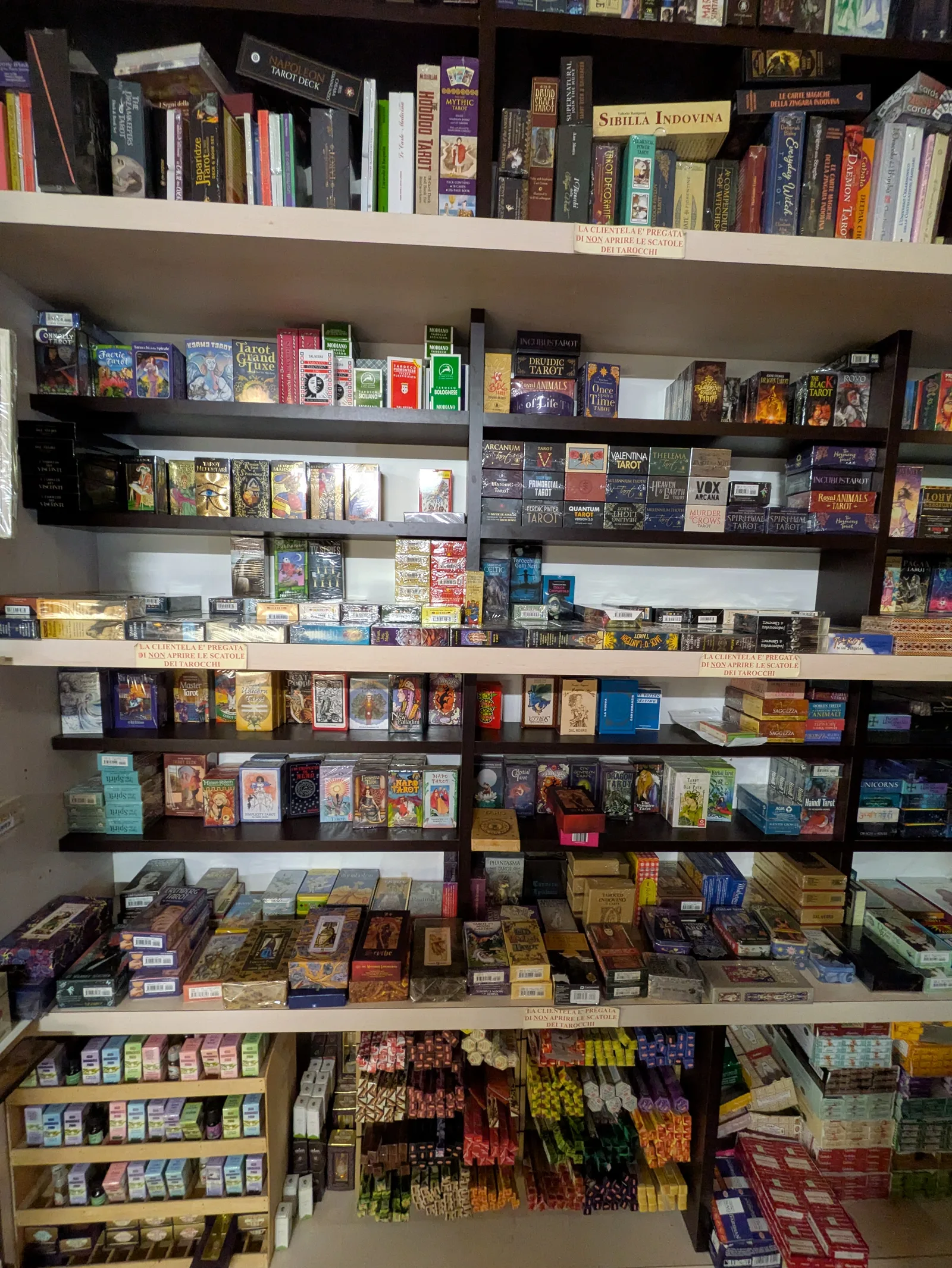 Atmosphere at Esotericamente Libreria Esoterica Turin — travel photo