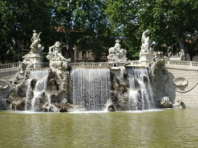 Fountain of the 12 Months