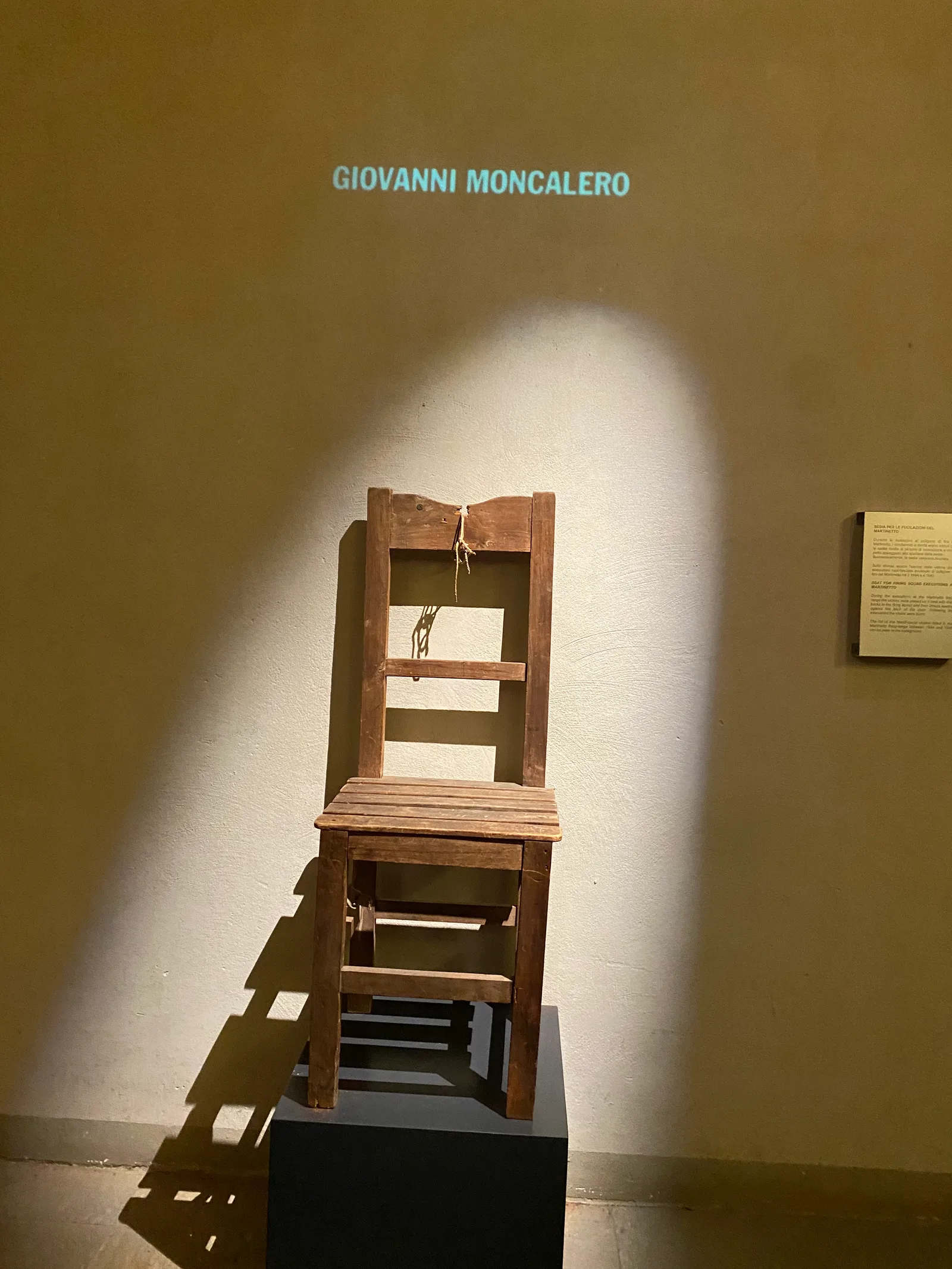 Details at Museum of the Resistance Turin — travel photo