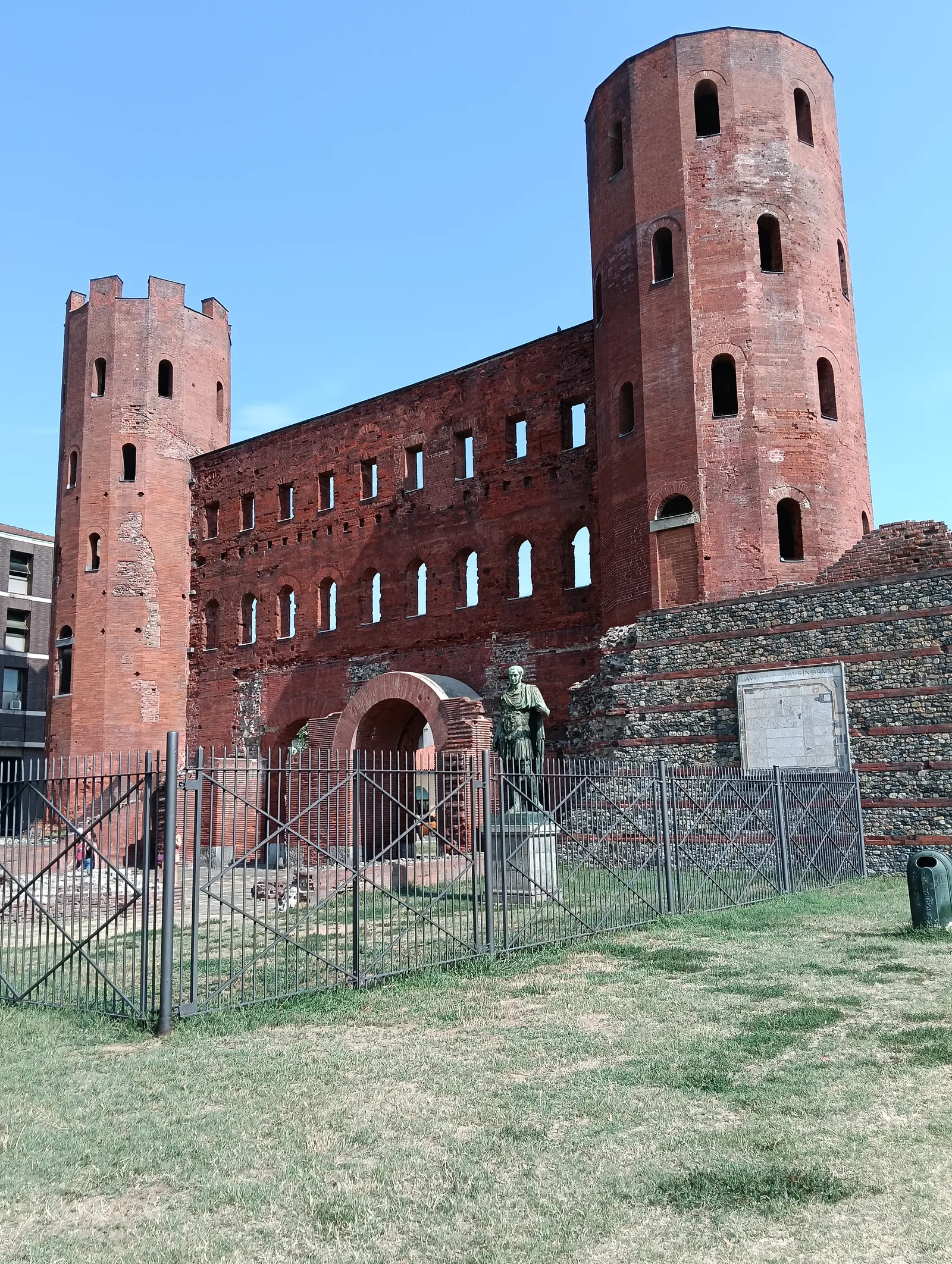 Main view at Parco Archeologico Torri Palatine Turin — travel photo