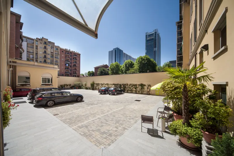 Star Residence