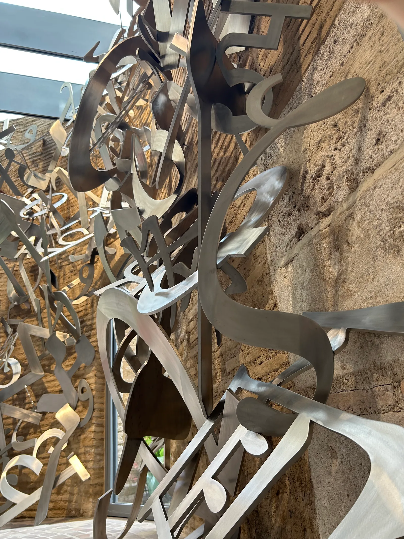 Details at Centro de Arte Hortensia Herrero (CAHH) Valencia — travel photo