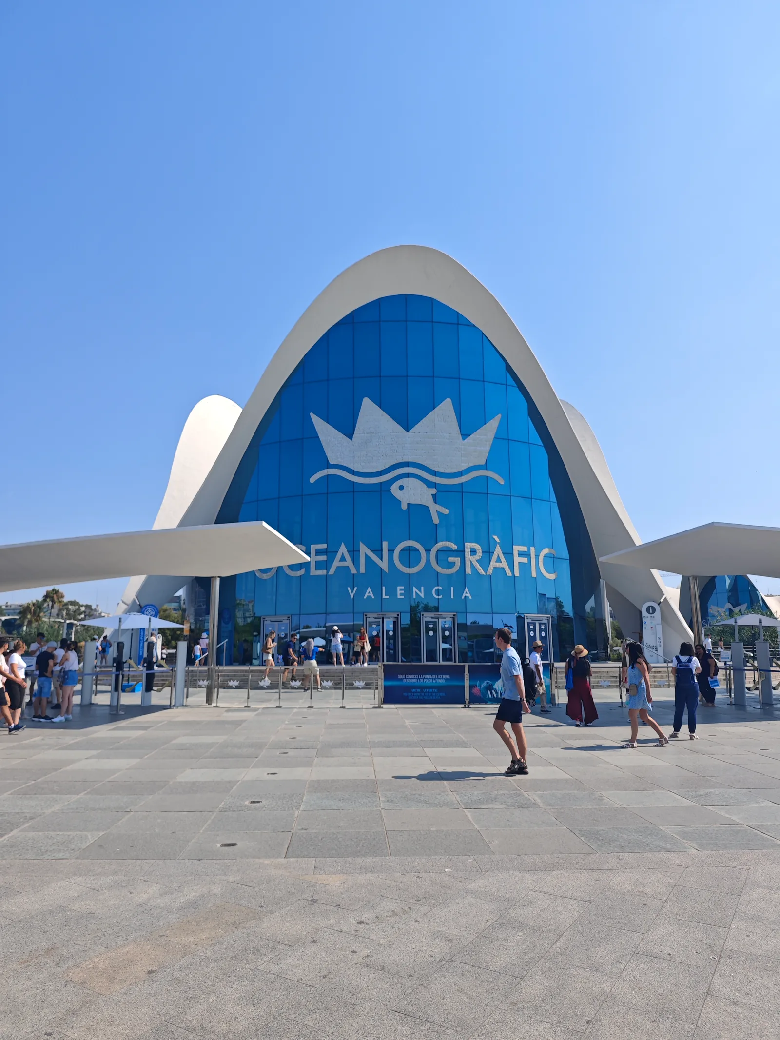 Interior at Ciudad de las Artes y las Ciencias Valencia — travel photo