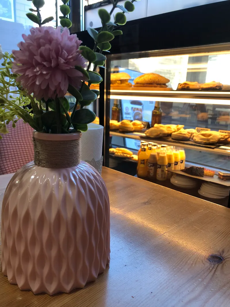 Félix Coffee & Bakery