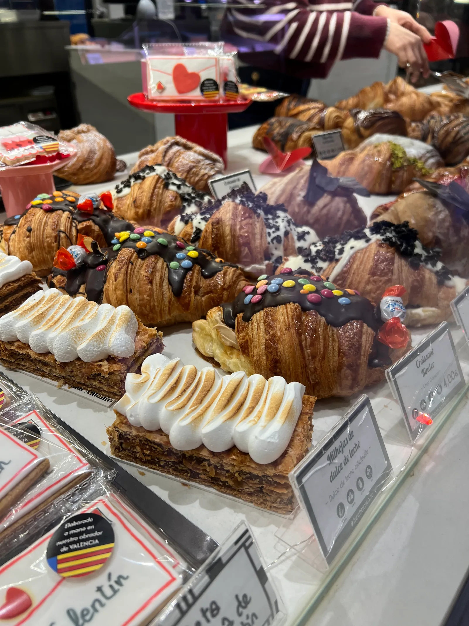 Details at Forn San Antonio - Mercat Central de València Valencia — travel photo