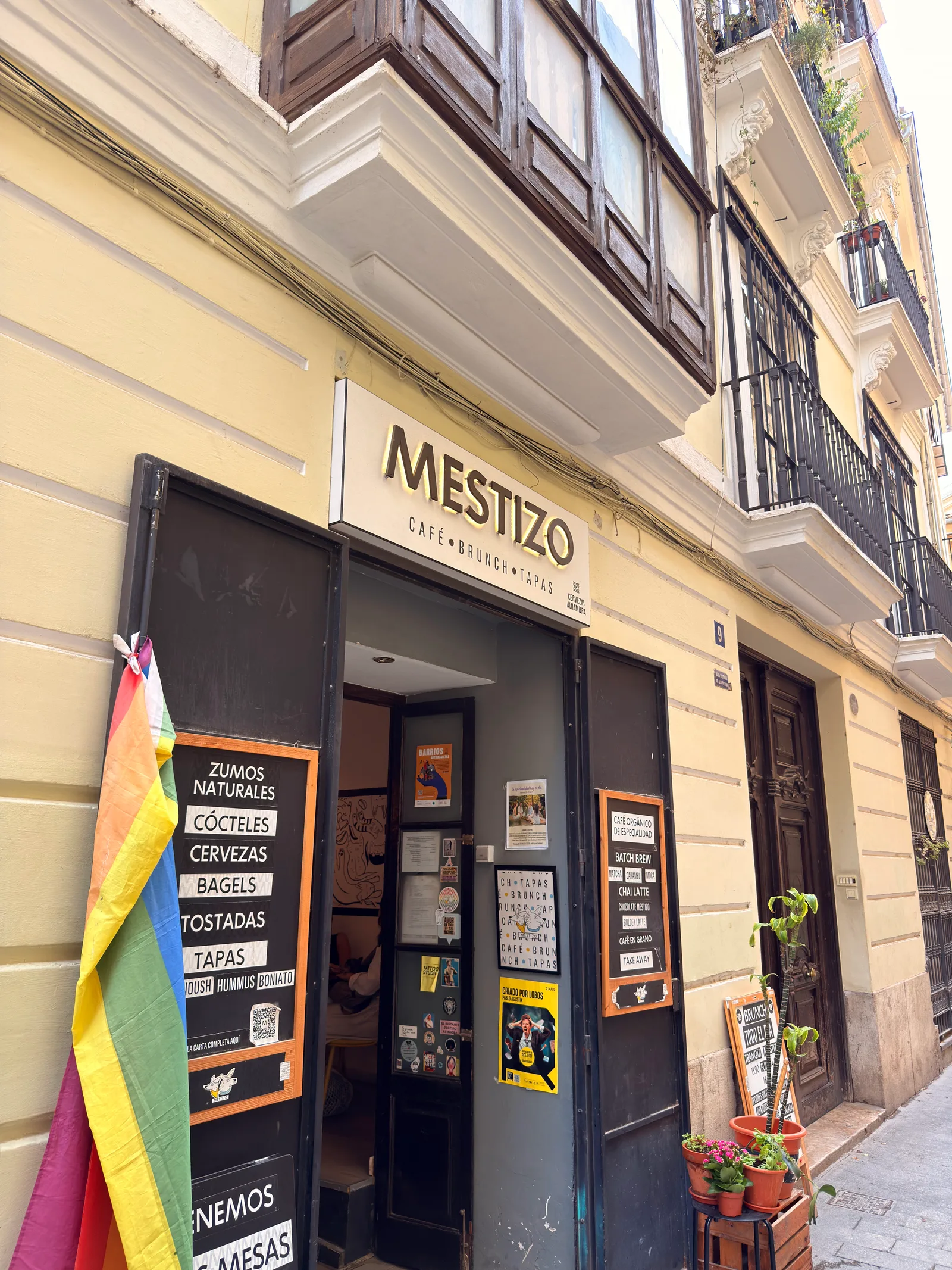 Interior at MESTIZO - Café de especialidad • Brunch • Tapas Valencia — travel photo