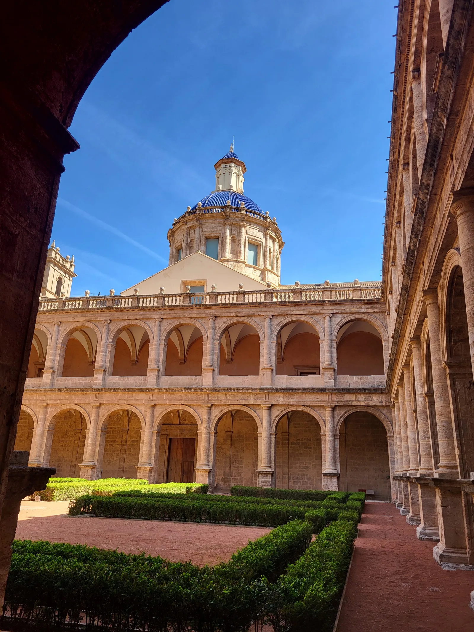 Atmosphere at Monasterio de San Miguel de los Reyes Valencia — travel photo