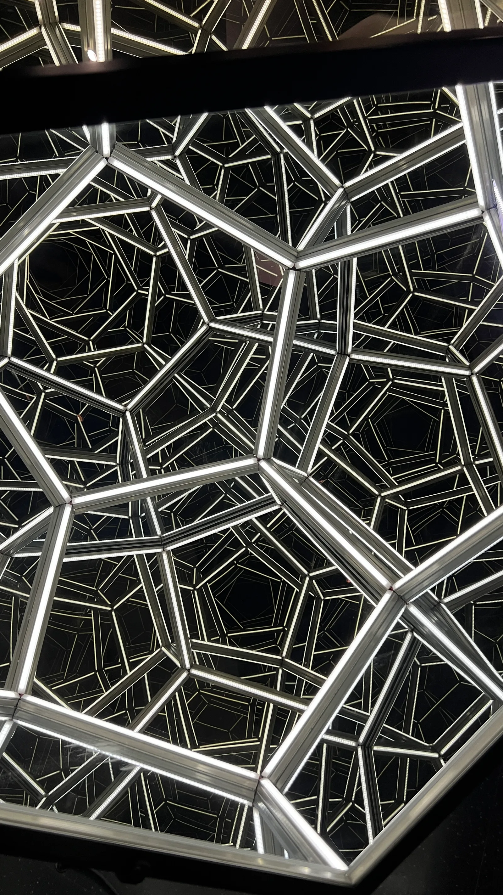 Atmosphere at Museum of Illusions Valencia Valencia — travel photo